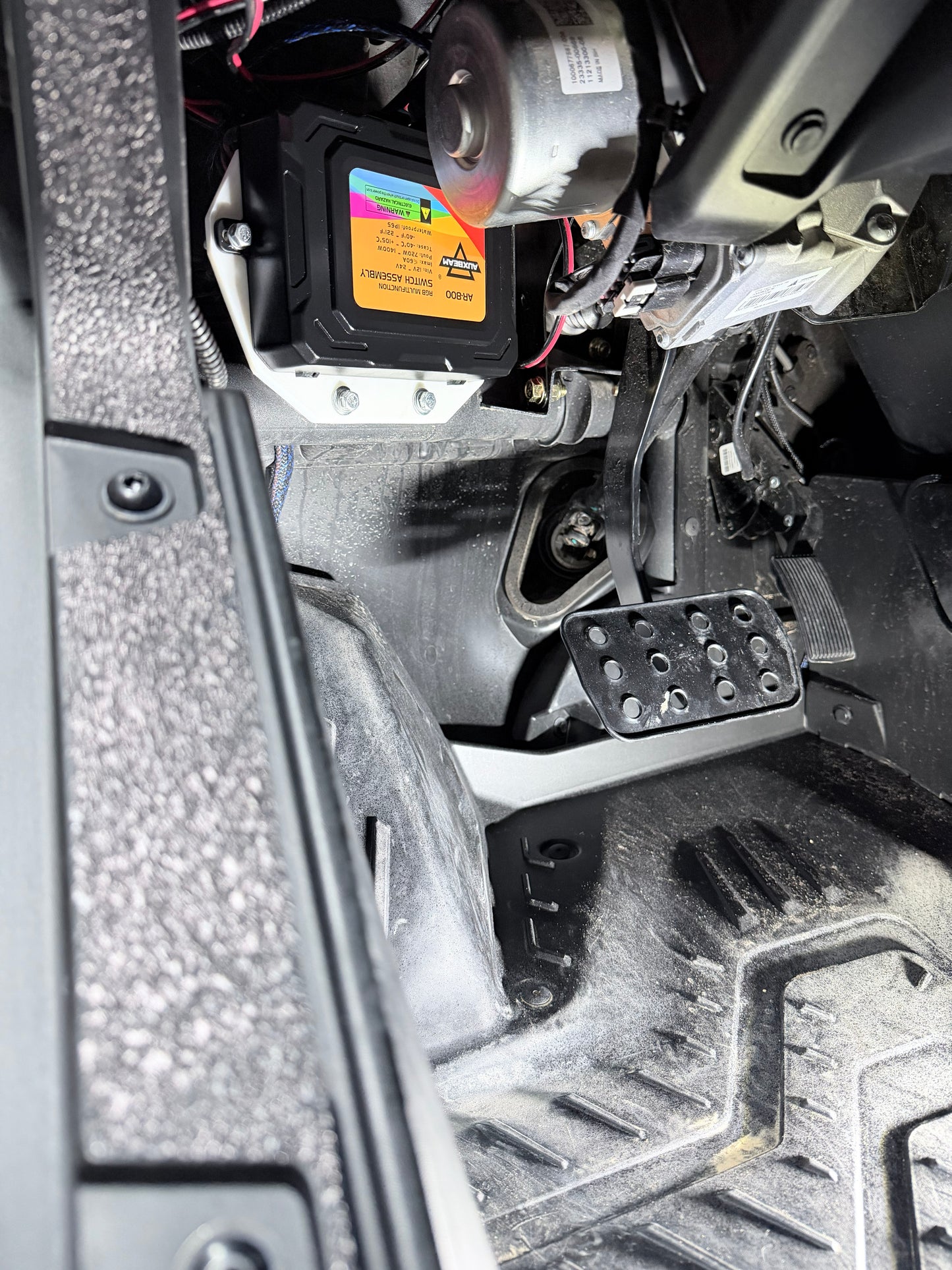 Can-Am Maverick R Auxbeam Control Box Mount – Custom 3D Printed Under-Dash Bracket for AR-800 Auxiliary Lighting System – Secure Hidden Wiring Holder